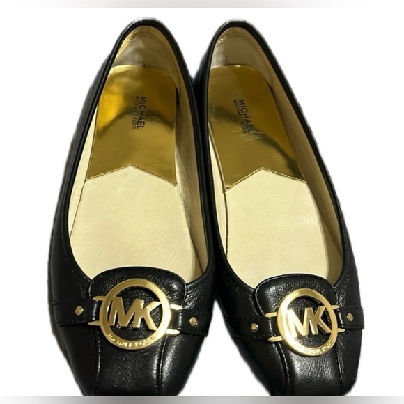 Michael Kors Black Leather Fulton Flats Gold SZ 9 1/2 M. Barely used - Picture 2 of 8